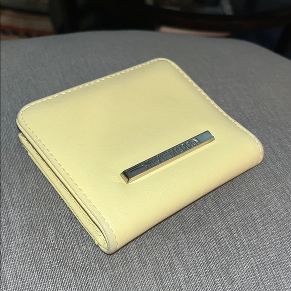 Steve Madden Butter Yellow Bifold Wallet - Picture 1 of 7